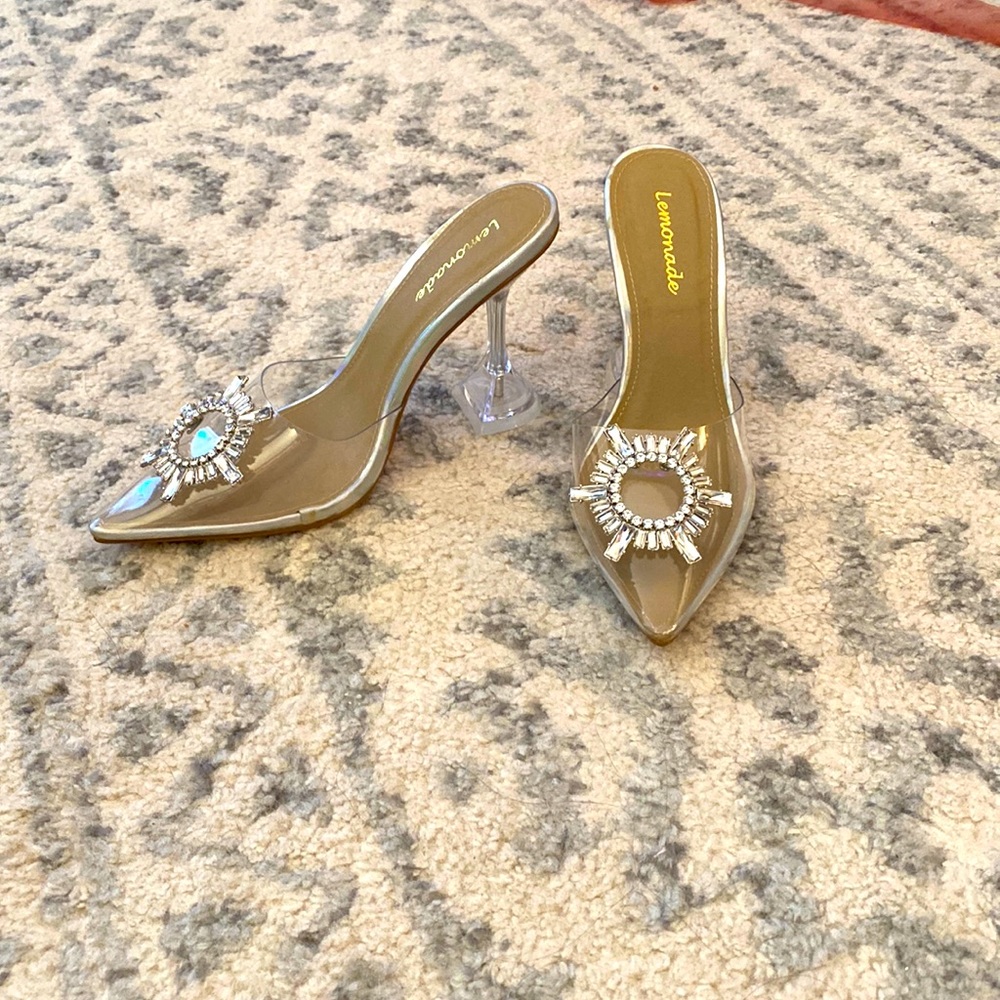 Lulu’s Heels Size 7